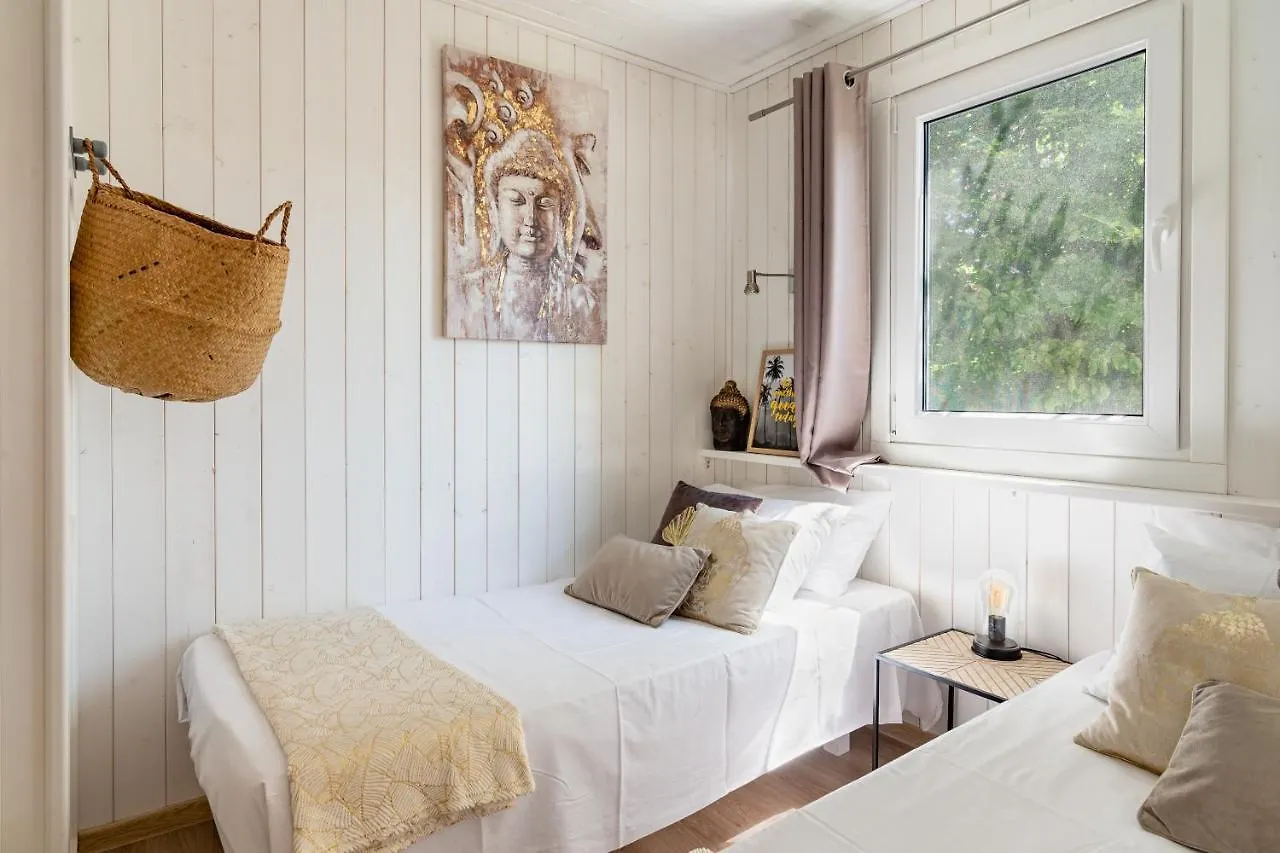 Les minis homes du Bugey - Eco-lodge Nature ,un refuge en hyper centre Ambérieu-en-Bugey Hébergement de vacances